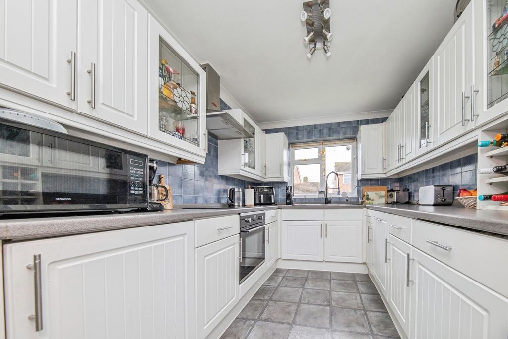 Property photo 3 of 23 Pbox-Img.Jpg