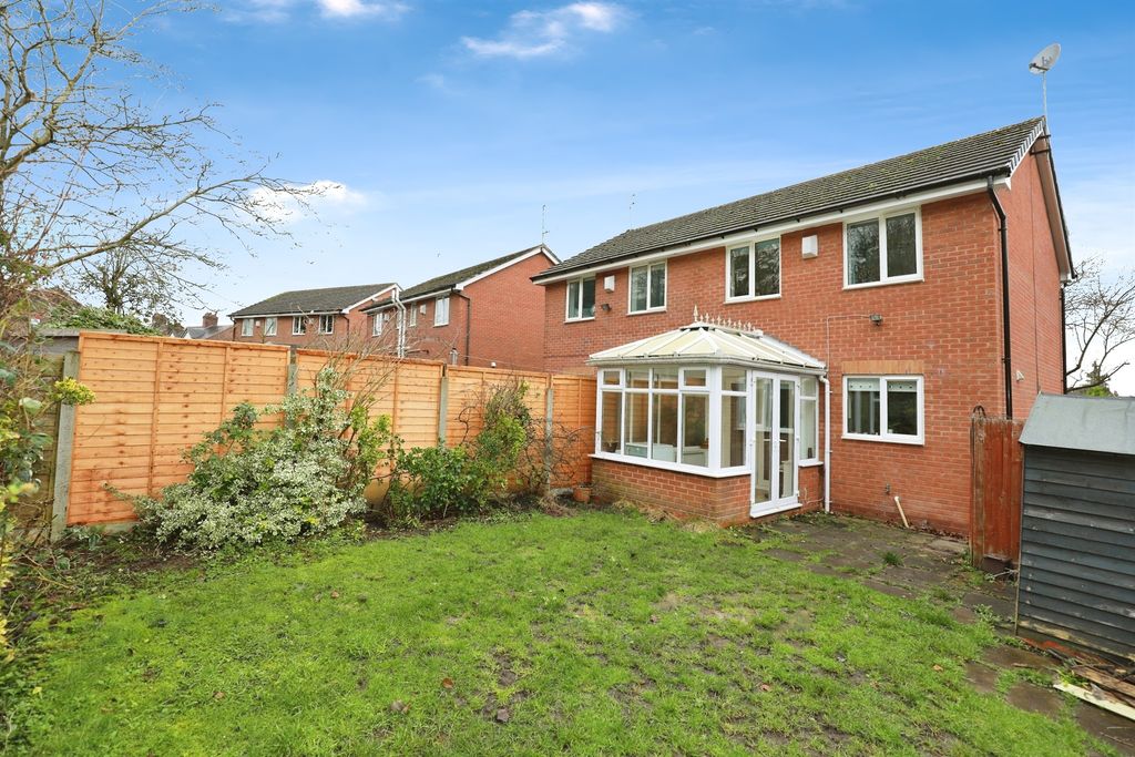 Property photo 2 of 17