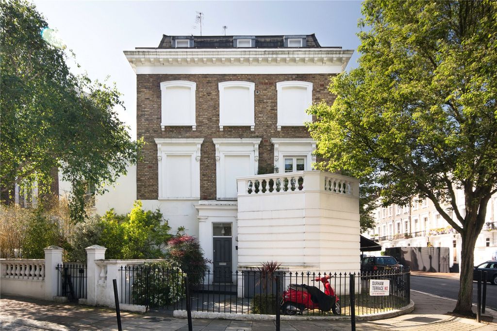 Property photo 3 of 11 Picture No. 13