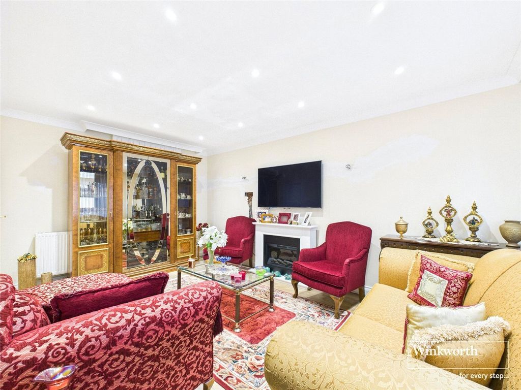 Property photo 3 of 29 Picture No. 42