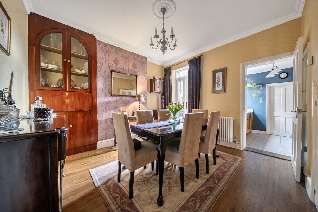 Property photo 3 of 23 1409736-11-6989Fe...