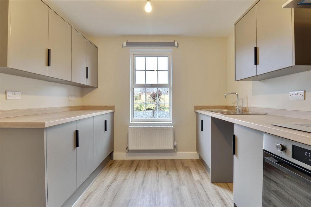 Property photo 3 of 15 08345Ebb-4179-4233-Ad14-E211E693Afd7_1_201_A.Jpeg