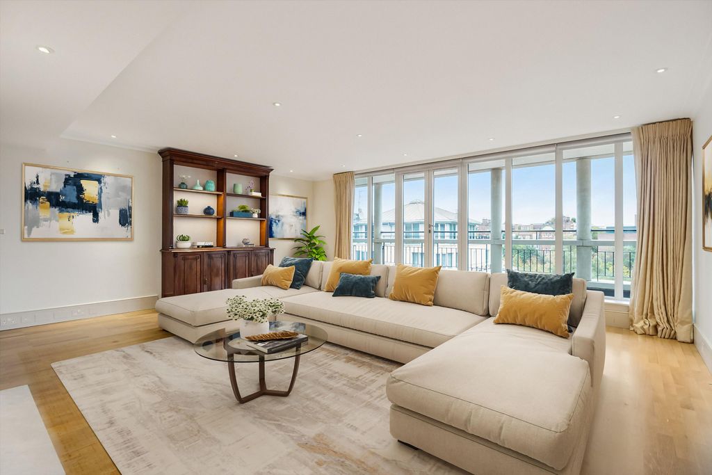 Property photo 1 of 14 Image