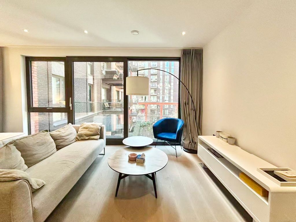 Property photo 2 of 27