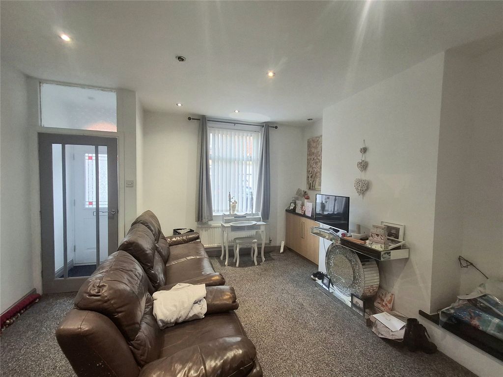 Property photo 2 of 8 Picture No. 06