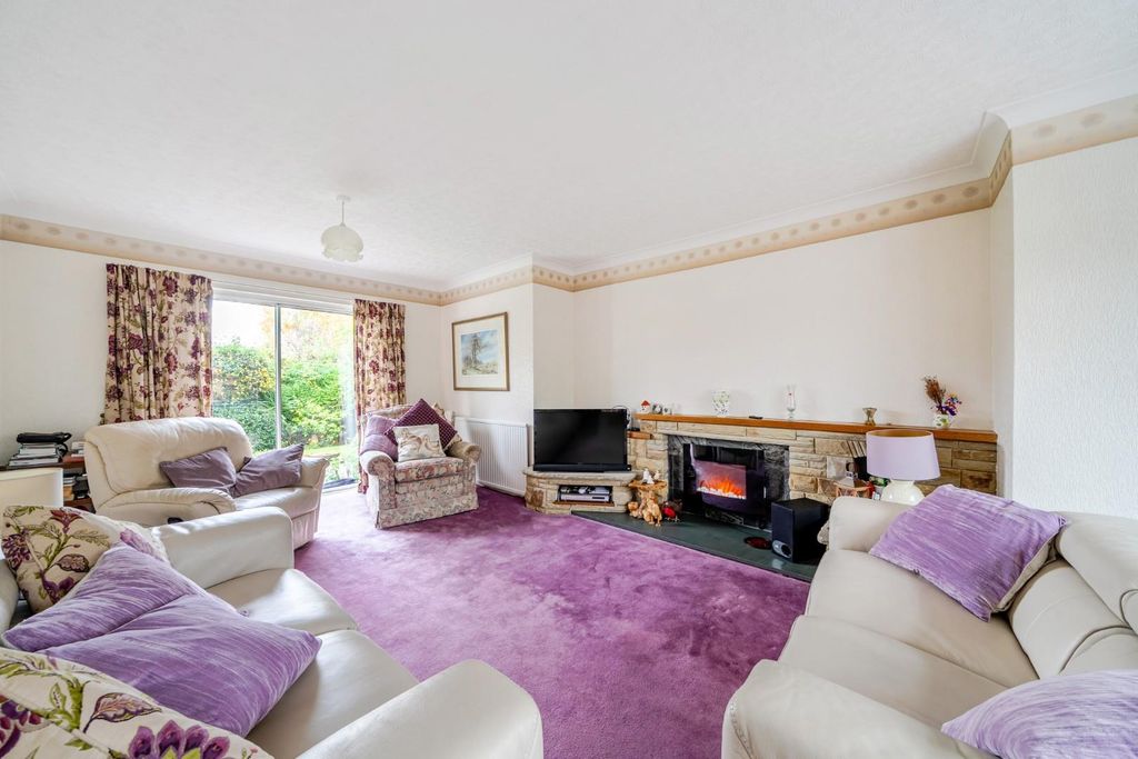 Property photo 2 of 17 1373177-3-690B3Ff398E40.Jpg