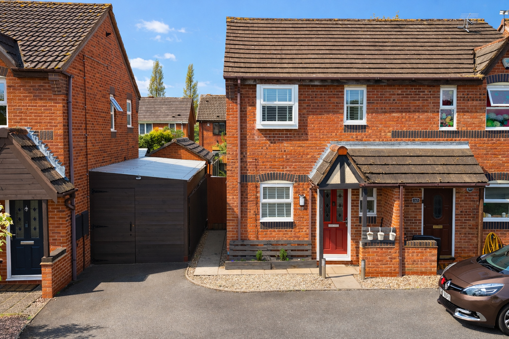 Property photo 1 of 16 Fronthouse