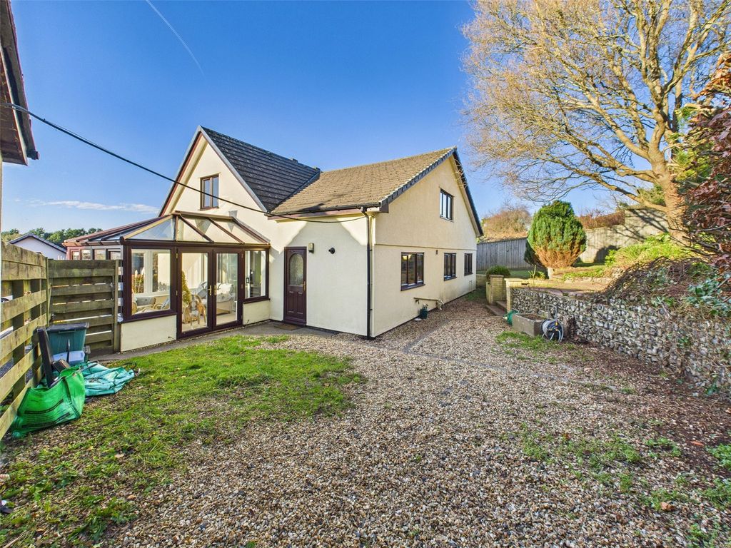 Additional image 18 of 5 bed detached house for saleTaw Vale Avenue, North Tawton, Devon EX20