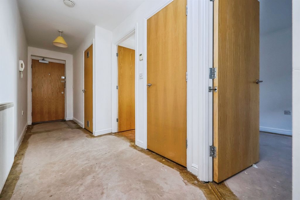 Additional image 5 of 1 bed flat for saleRiddles Court, Watnall, Nottingham NG16