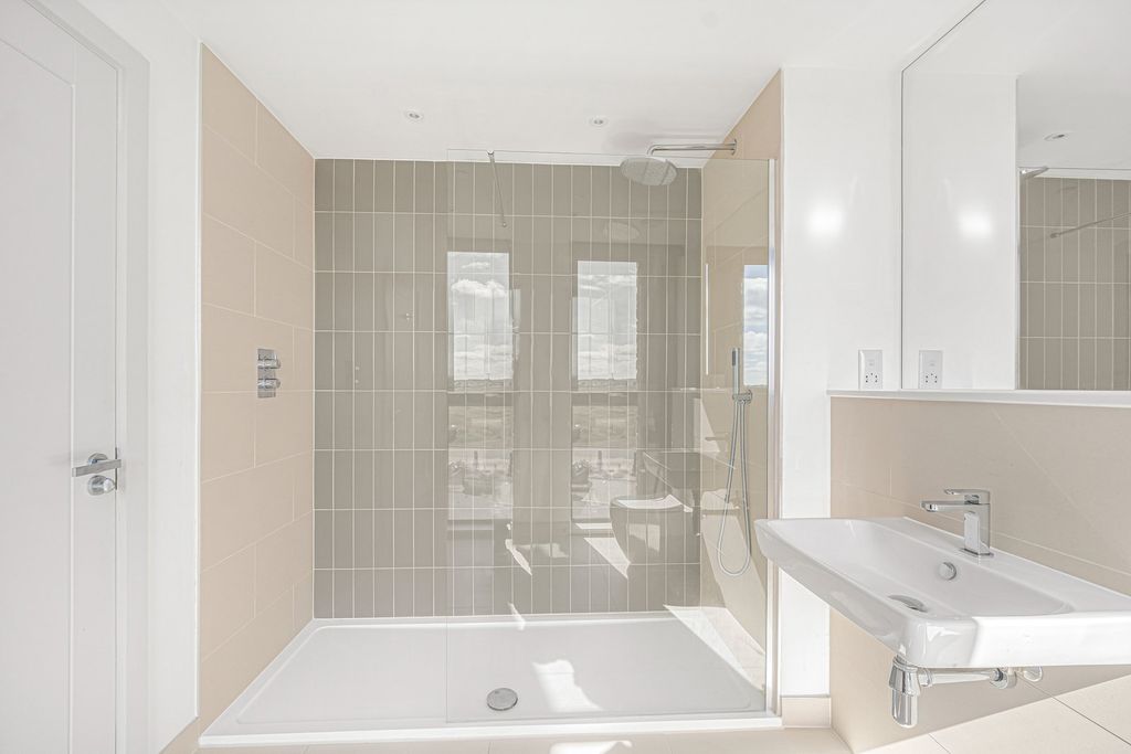 Additional image 33 of 3 bed penthouse for saleRest Bay, Porthcawl CF36