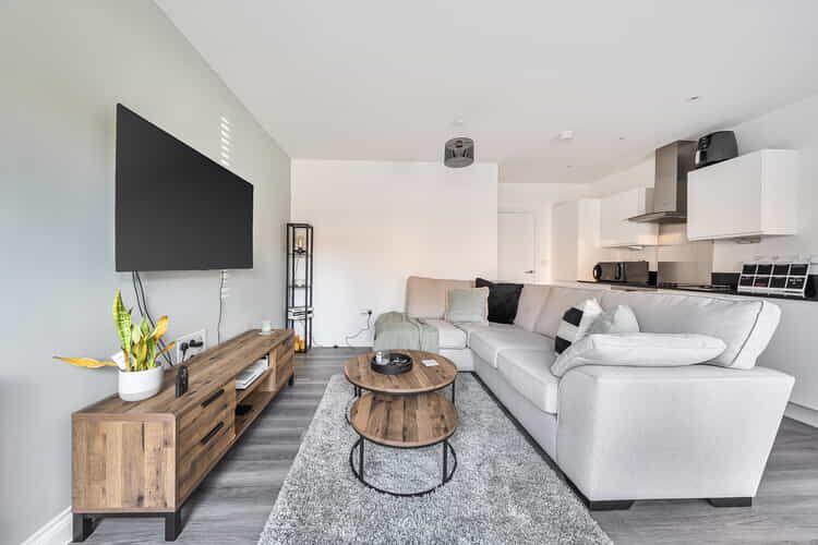 Property photo 2 of 16