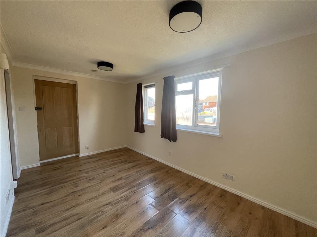 Property photo 3 of 8 Image