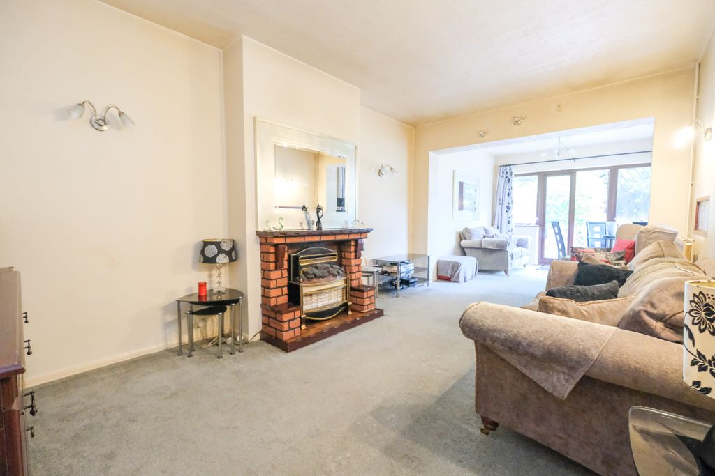Property photo 2 of 14