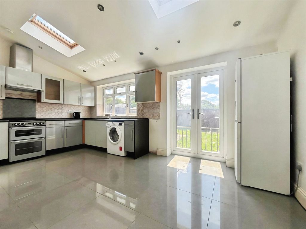 Property photo 1 of 11 Picture No. 19