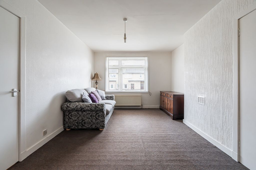 Property photo 2 of 17 Property Image 2