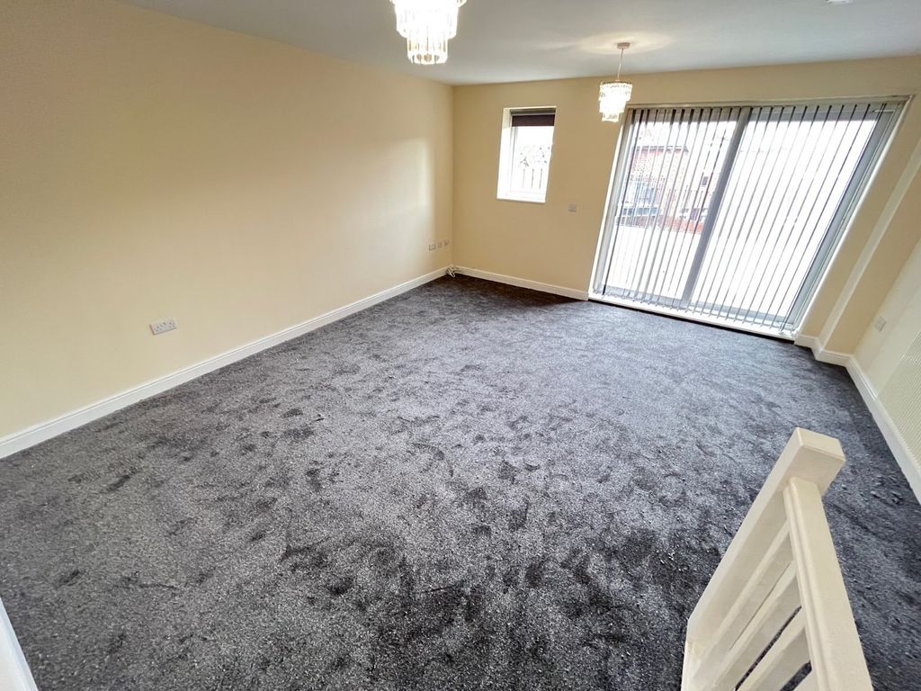 Property photo 3 of 16 Picture No. 03