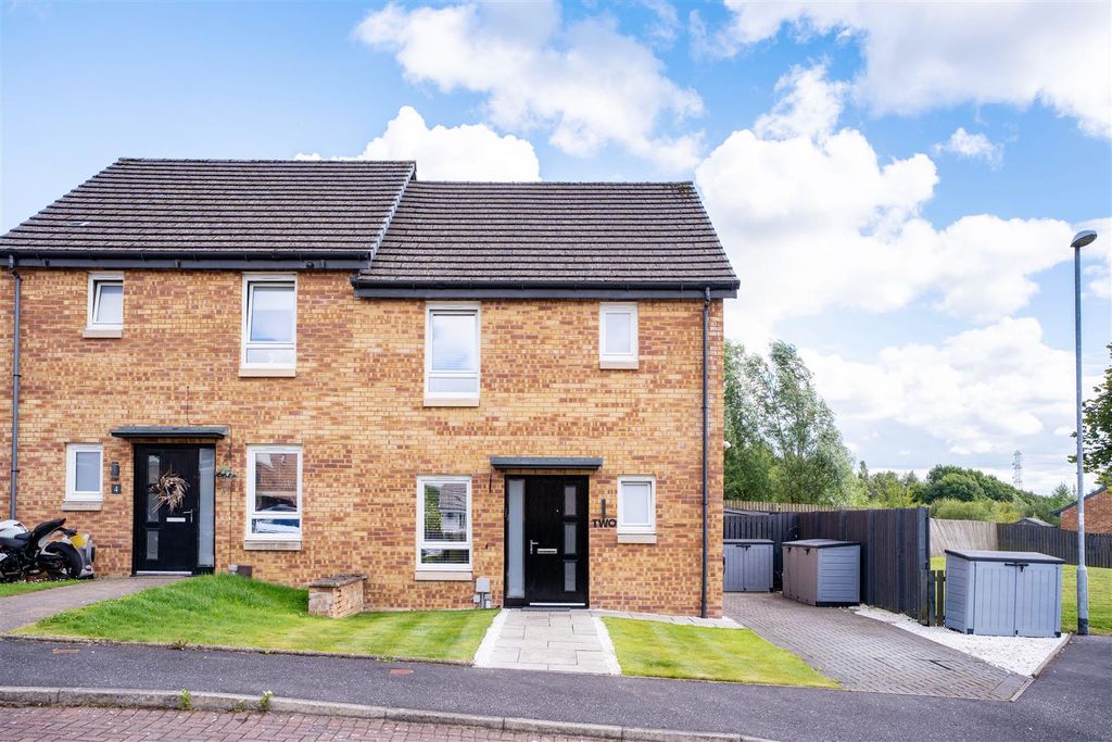 Property photo 2 of 32 2Busby-32.Jpg