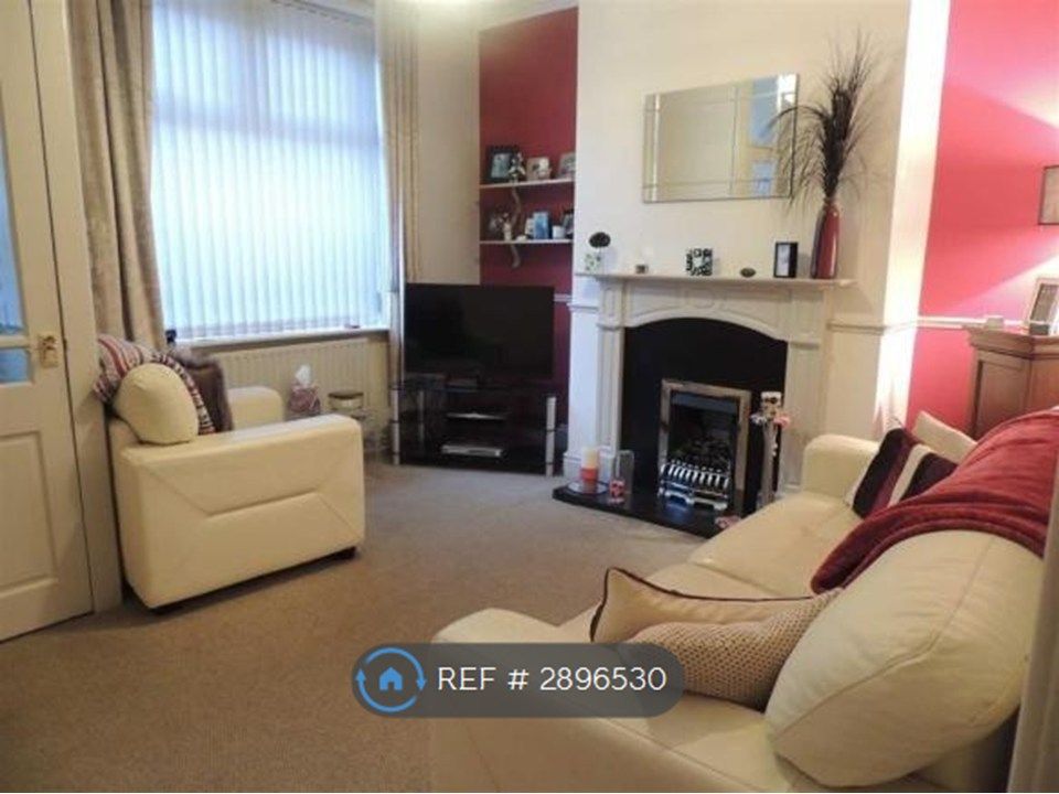 Property photo 2 of 12
