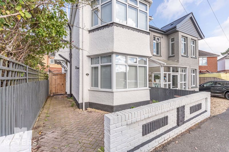 Property photo 1 of 21 Photo 20