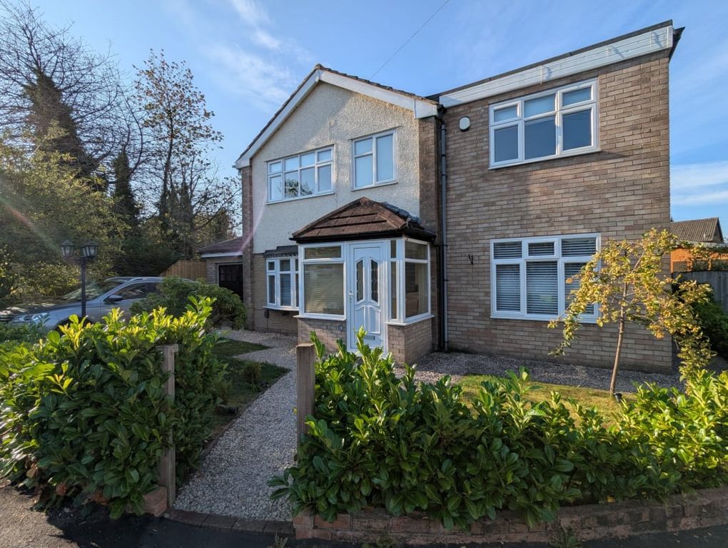 Property photo 2 of 27