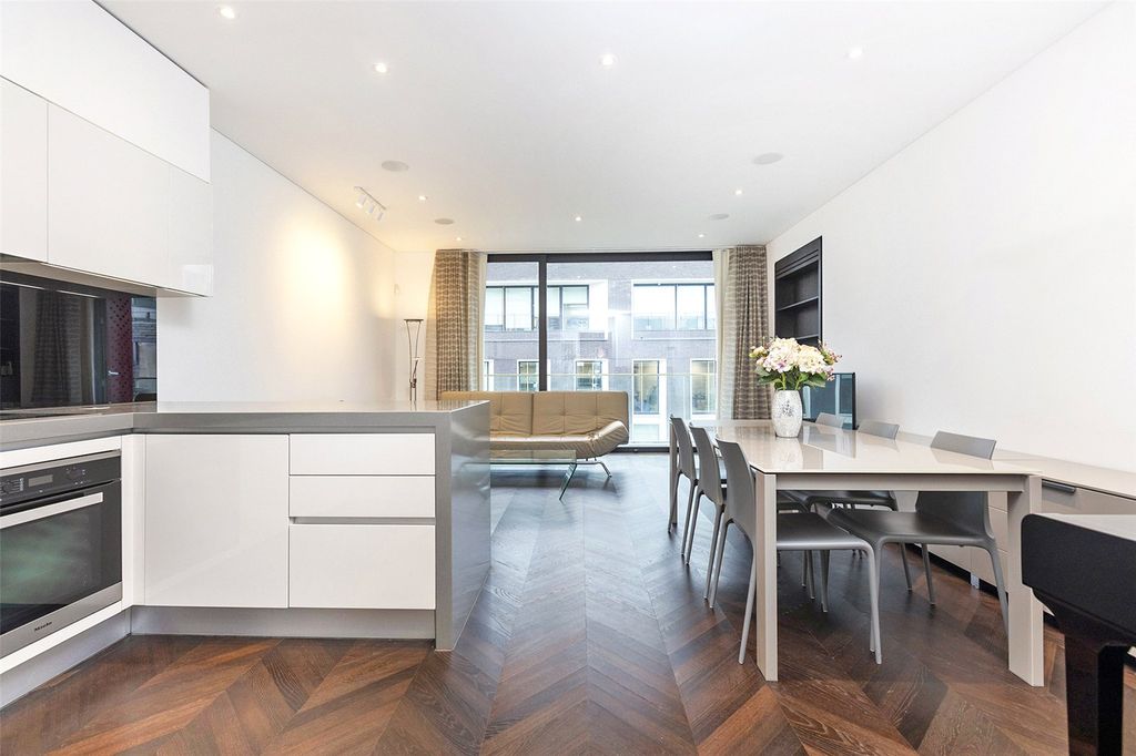 Property photo 1 of 13 Reception Room