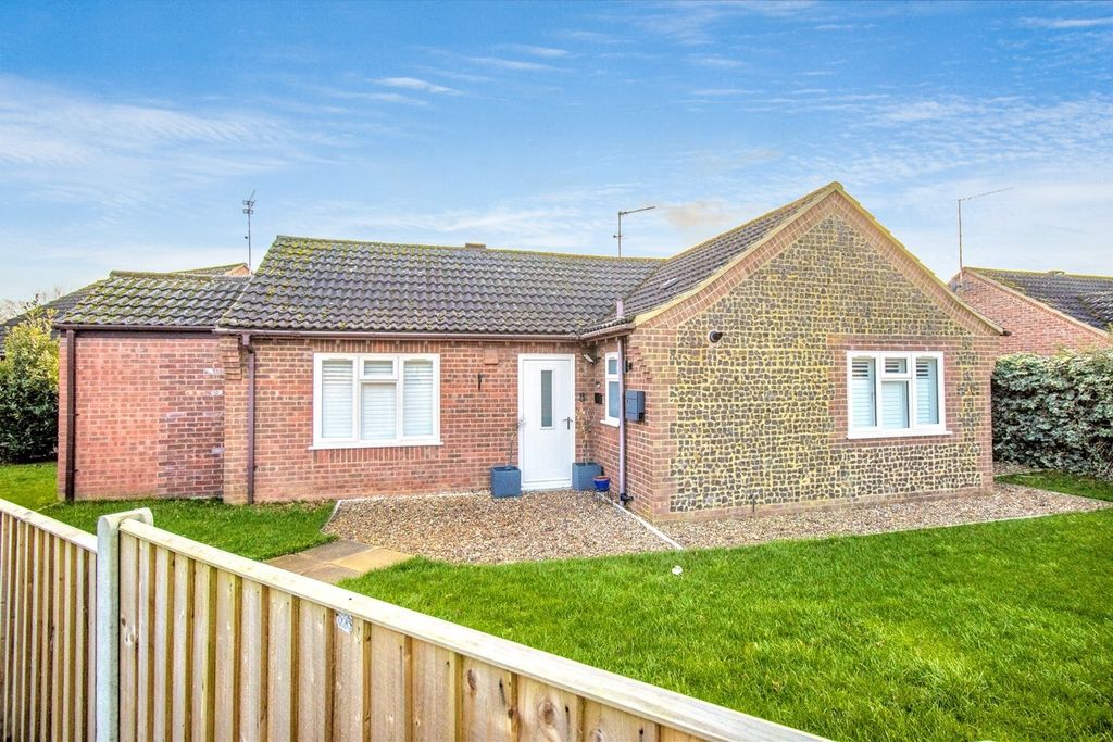 Property photo 2 of 22 2831704