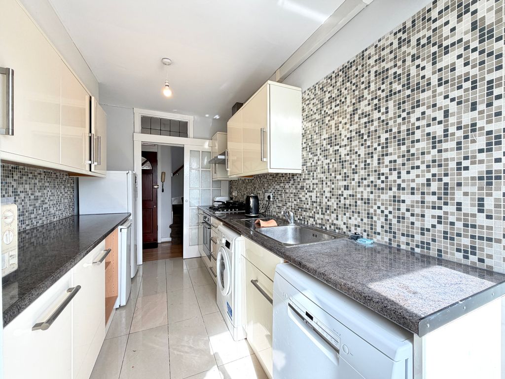 Property photo 1 of 25