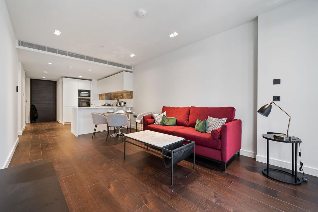 Property photo 2 of 17 Image