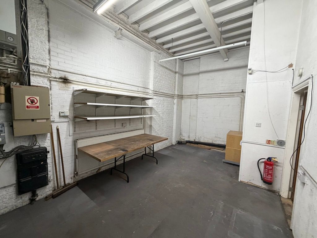 Property photo 3 of 11 Photo 3