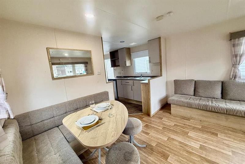 Property photo 3 of 9 004341 2 20260216 00.Jpeg