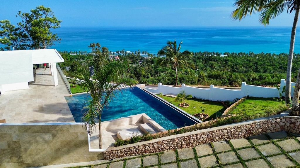 Property photo 1 of 30