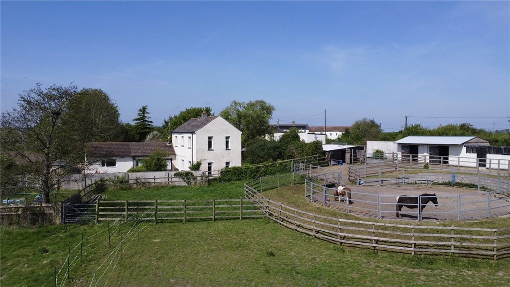 Property photo 2 of 18 Picture No. 25
