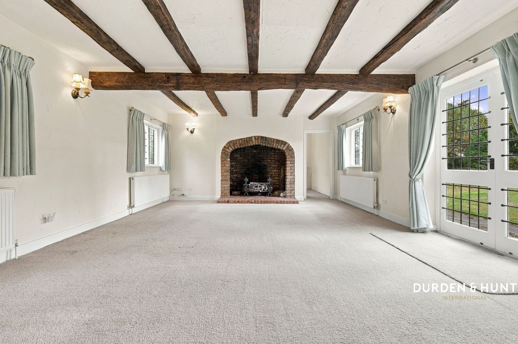 Property photo 3 of 35