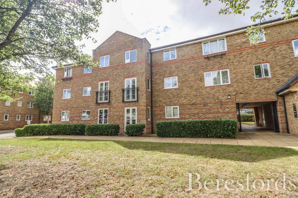 Property photo 1 of 16 Picture No. 24