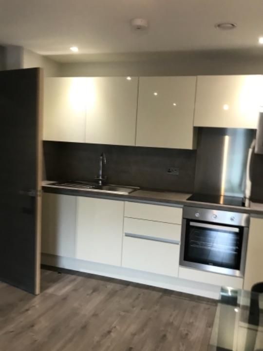 Property photo 3 of 7 Kitchen