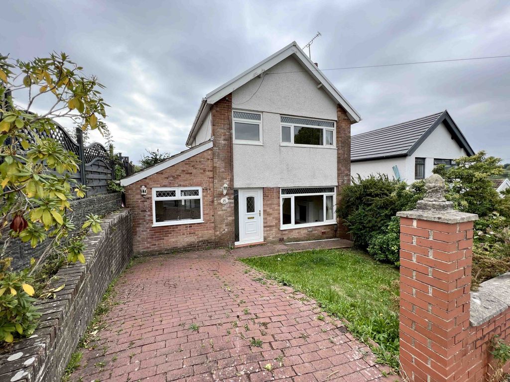 Property photo 1 of 14 3 Bedroom House For Rent