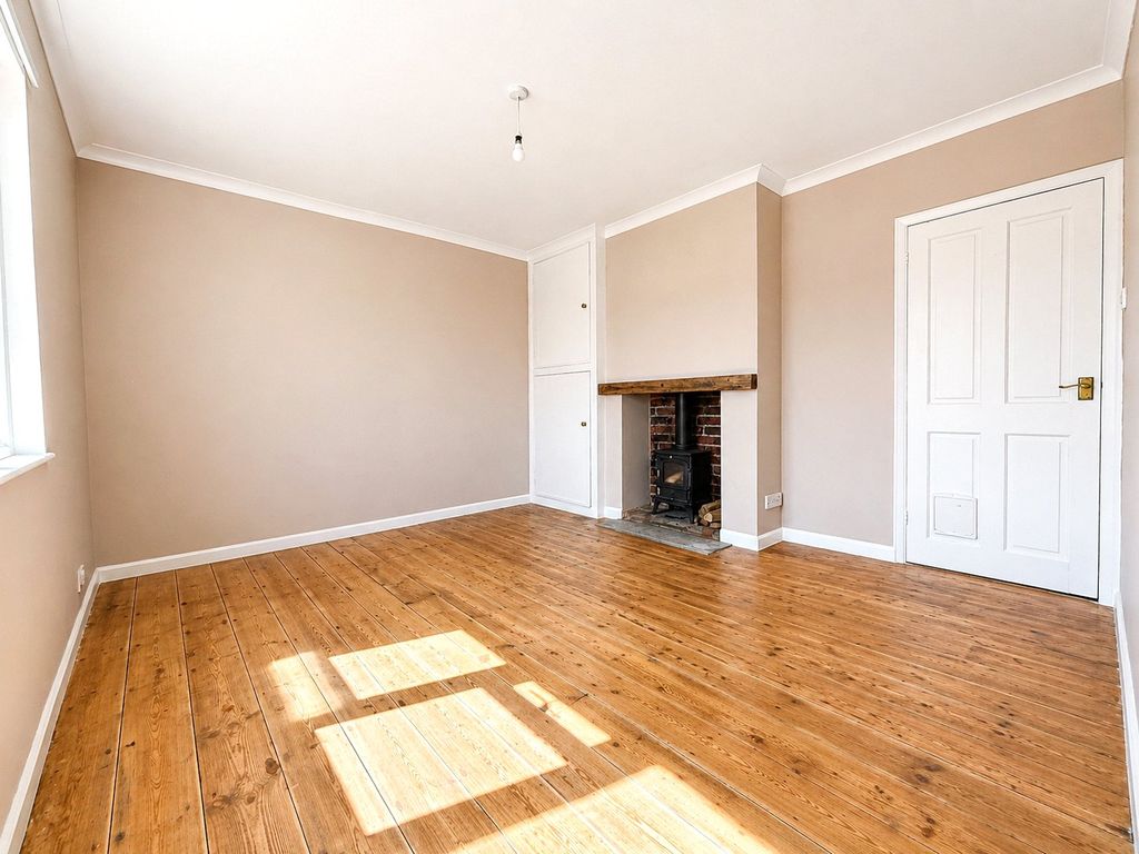 Property photo 3 of 17 3 - Picture No. 02