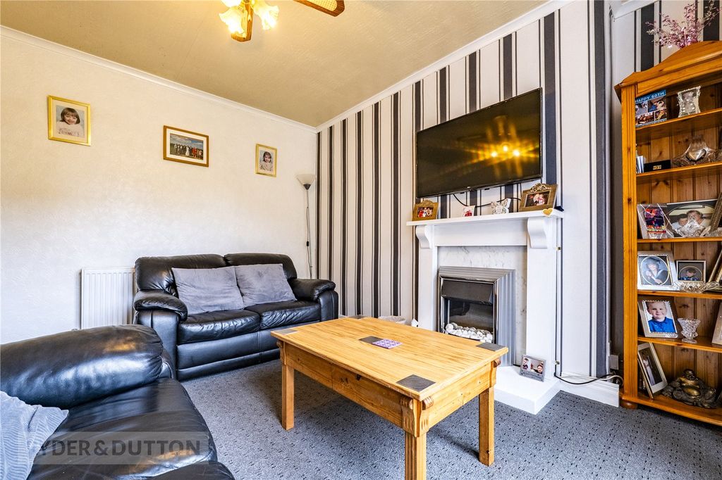 Property photo 3 of 19 Picture No. 18