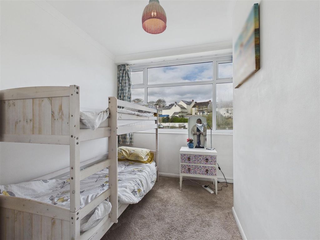 Additional image 17 of 3 bed flat for saleMilford Street, Saundersfoot SA69