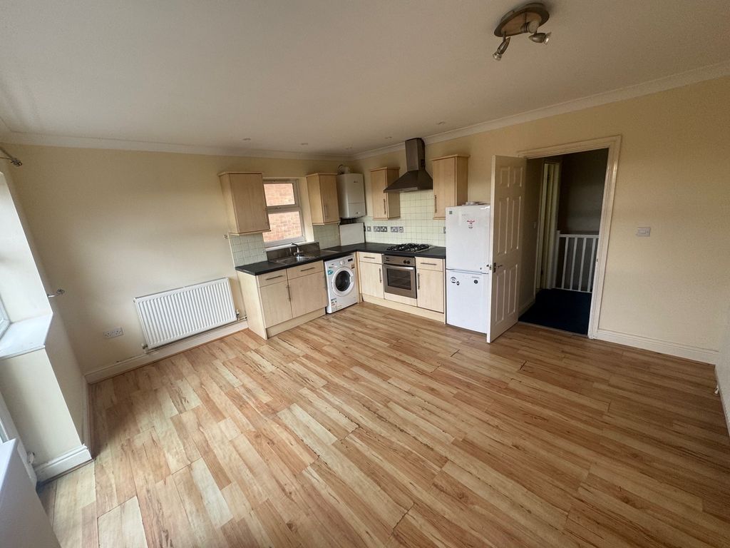 Property photo 2 of 9 Image