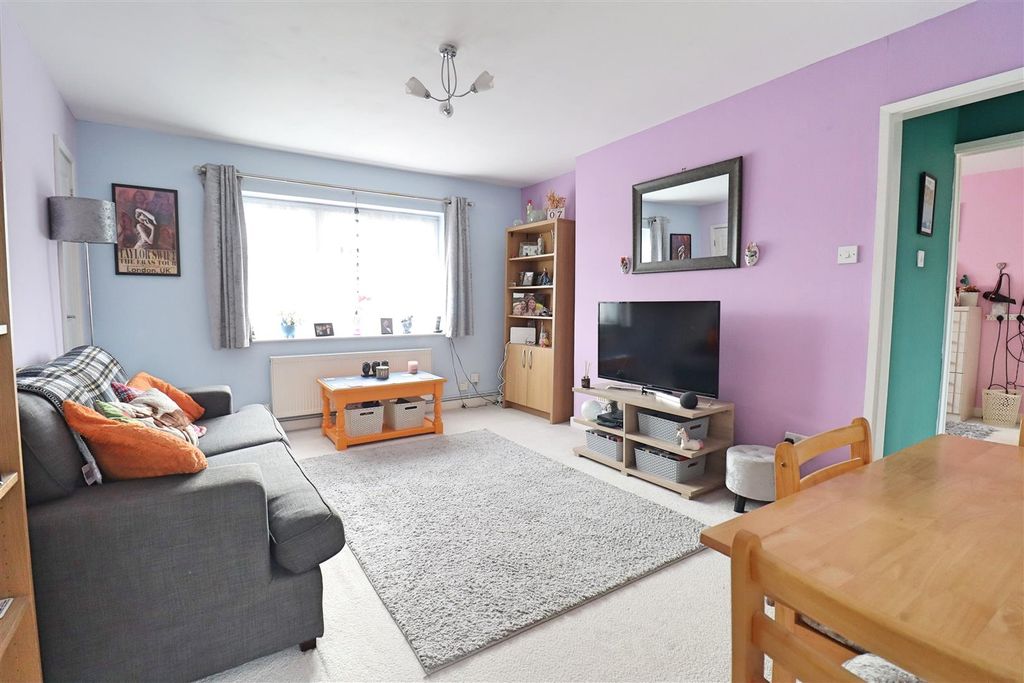 Property photo 2 of 11 Img_8550.Jpg