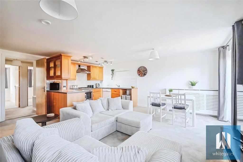 Property photo 2 of 13 Picture No. 19