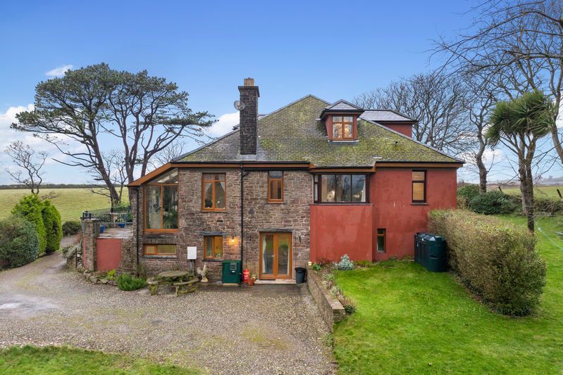 Property photo 2 of 49 Langtoft Manor