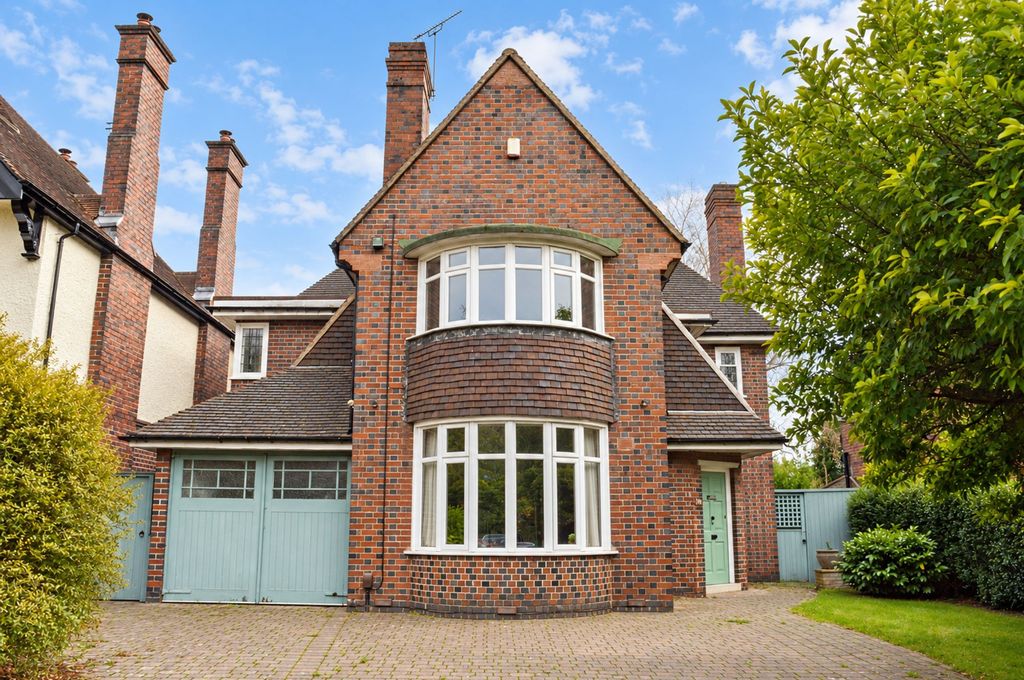 Property photo 1 of 45