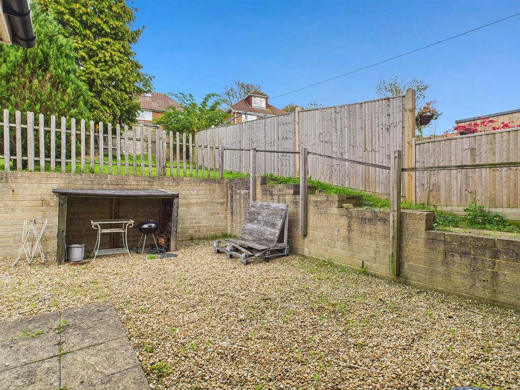 Property photo 3 of 14 Cam02534G0-Pr0601-Still004.Jpg