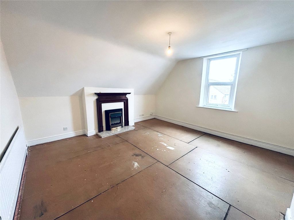 Property photo 3 of 9 Picture No. 04