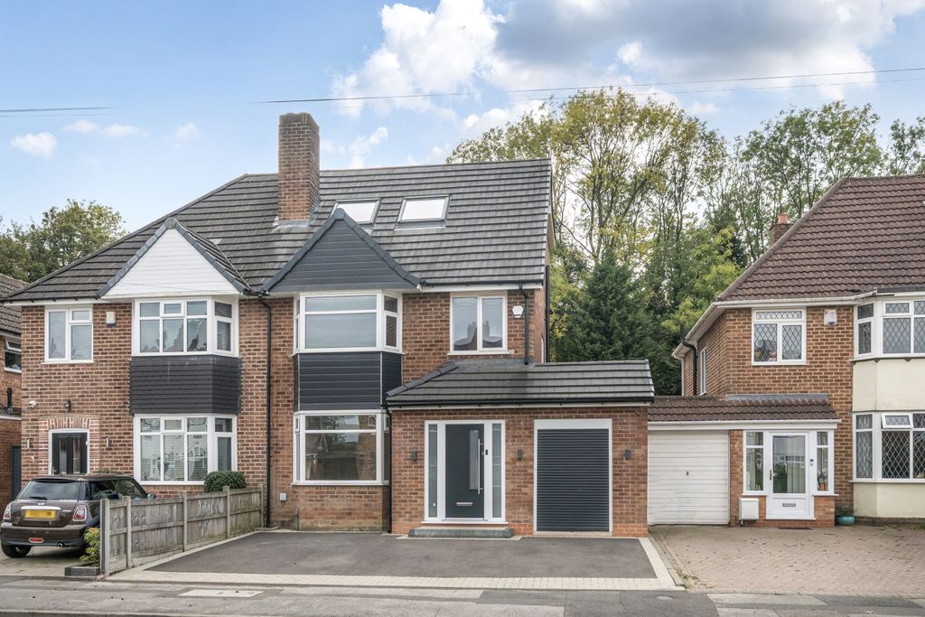 Property photo 2 of 17 Front 1