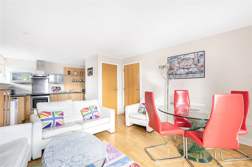 Property photo 3 of 16 Reception Room