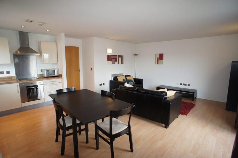 Property photo 3 of 10 Open Plan 2