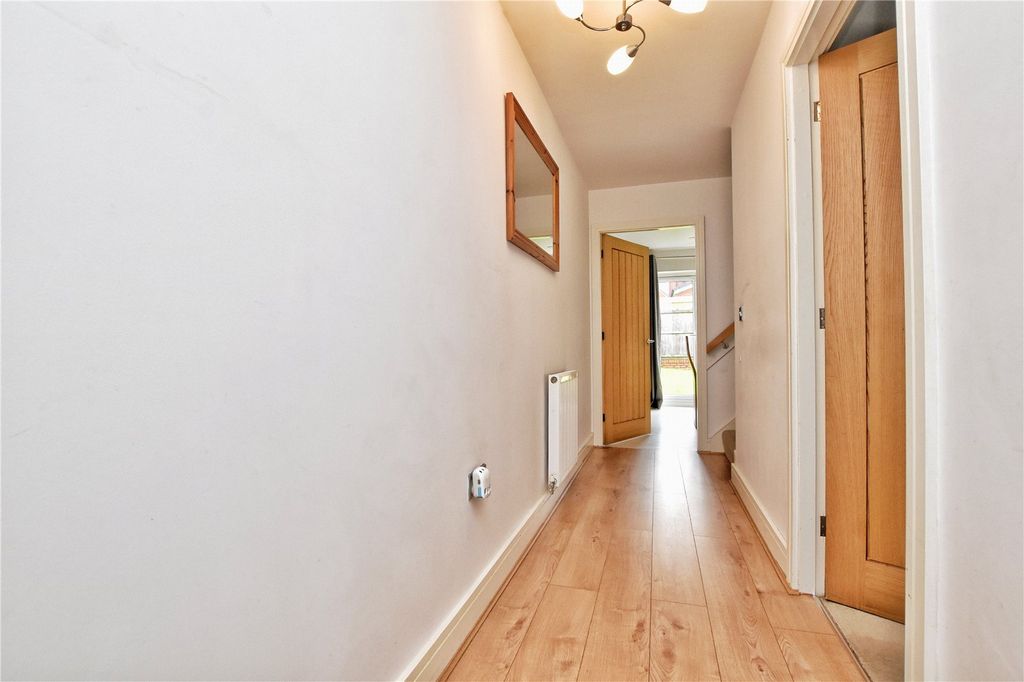 Property photo 2 of 16 Hallway